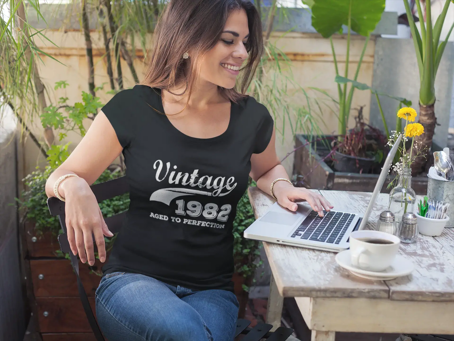Vintage Aged to Perfection 1982, Black, Women's Short Sleeve Round Neck T-shirt, gift t-shirt 00345