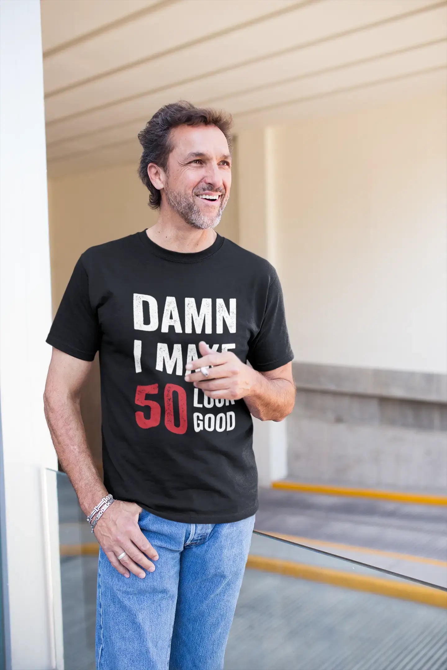 Damn I Make 50 Look Good Men's T-shirt Black 50 Birthday Gift 00410