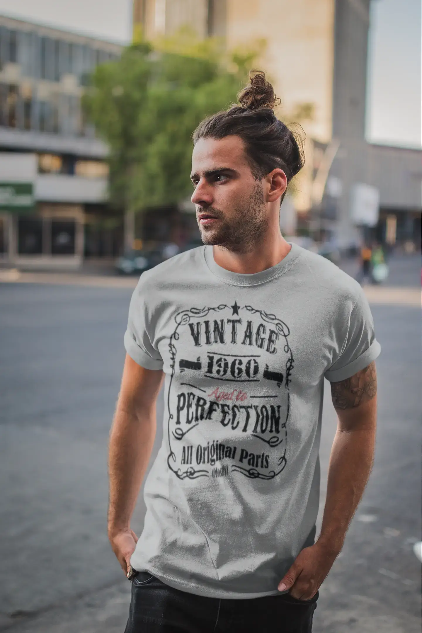 1960 Vintage Aged to Perfection Men's T-shirt Grey Birthday Gift 00489