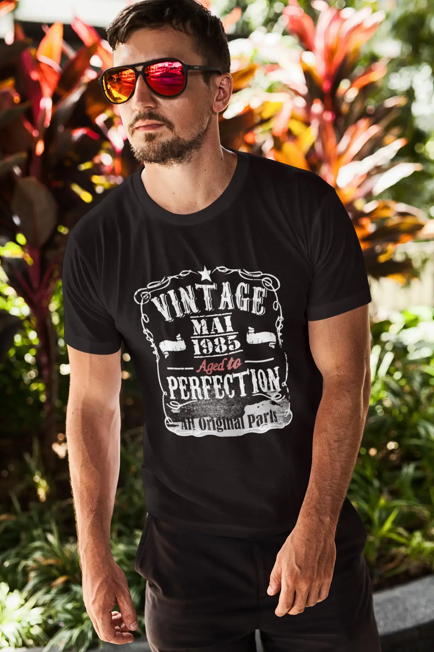 1985 Vintage Aged to Perfection Men's T-shirt Black Birthday Gift 00490
