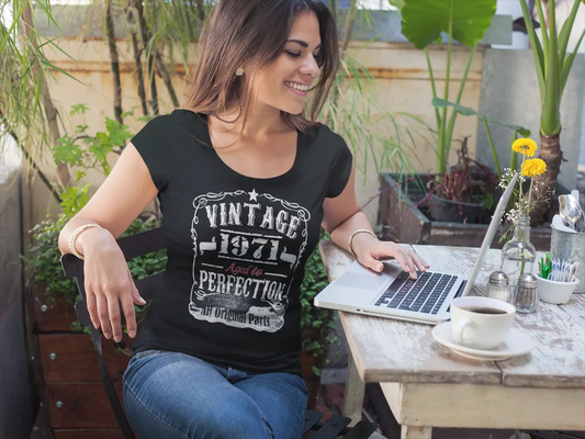 1971 Vintage Aged to Perfection Women's T-shirt Black Birthday Gift 00492