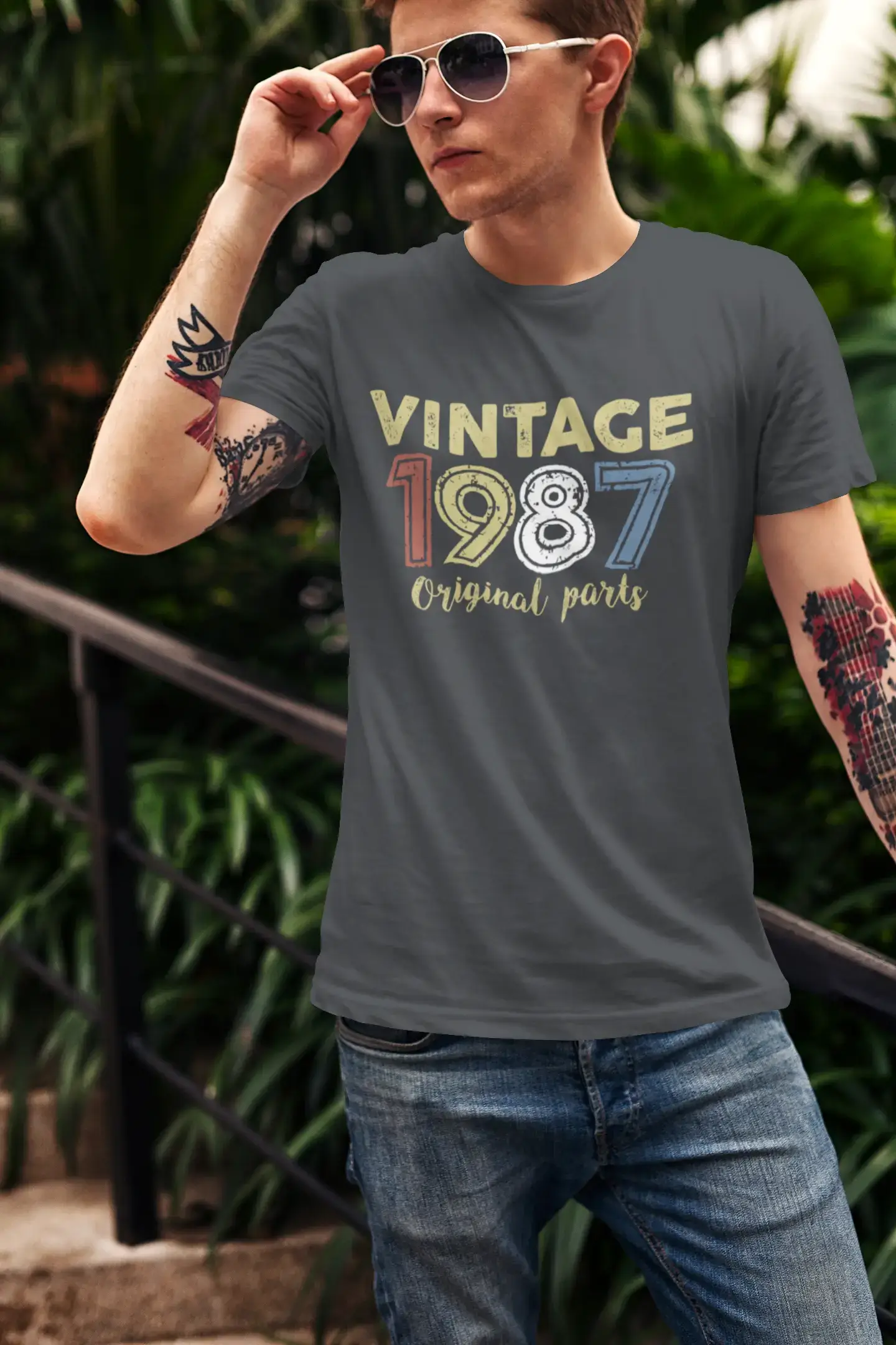 ULTRABASIC - Graphic Printed Men's Vintage 1987 T-Shirt Deep Black