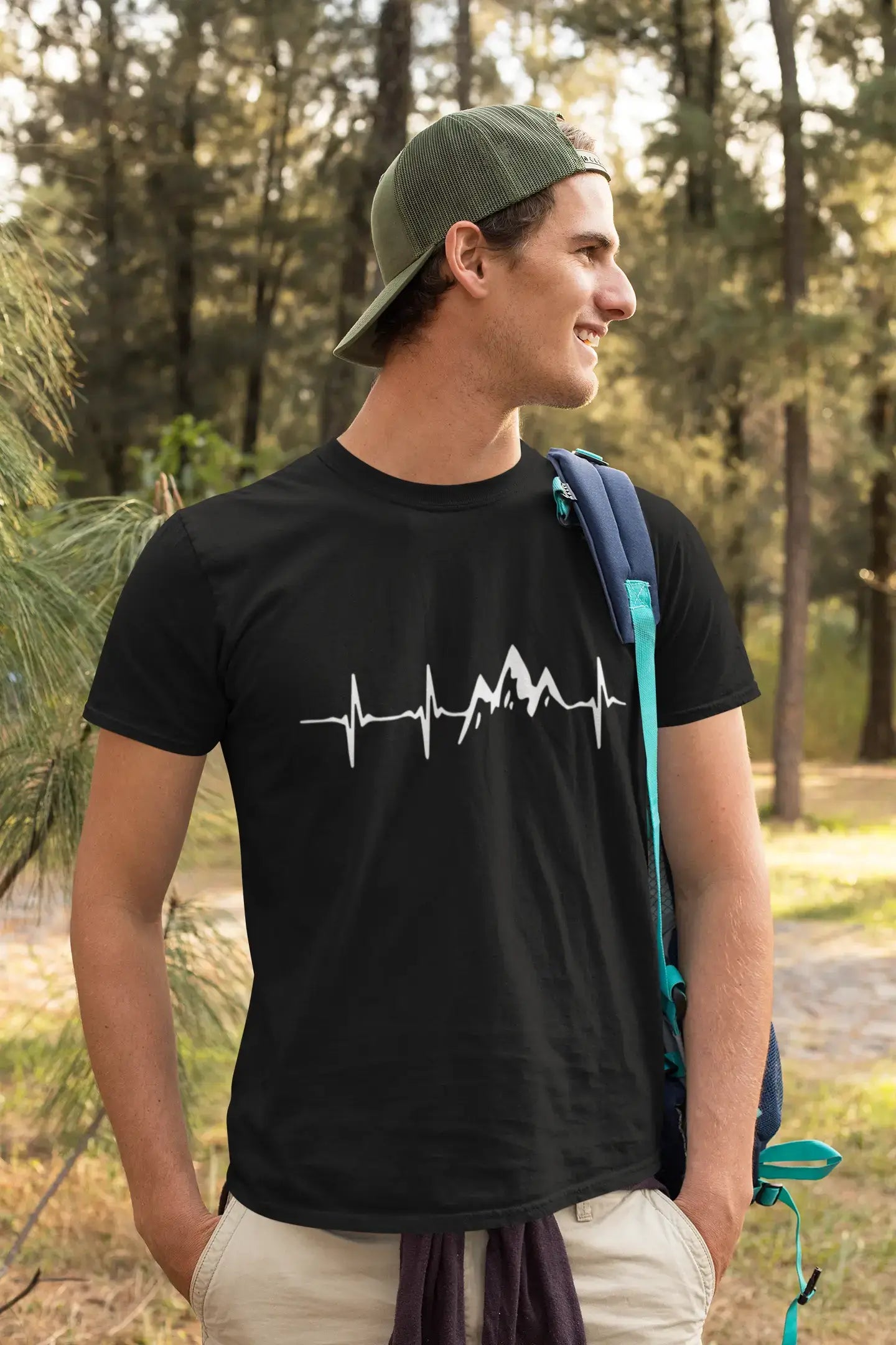 ULTRABASIC - Graphic Printed Men's Mountain Heartbeat T-Shirt White