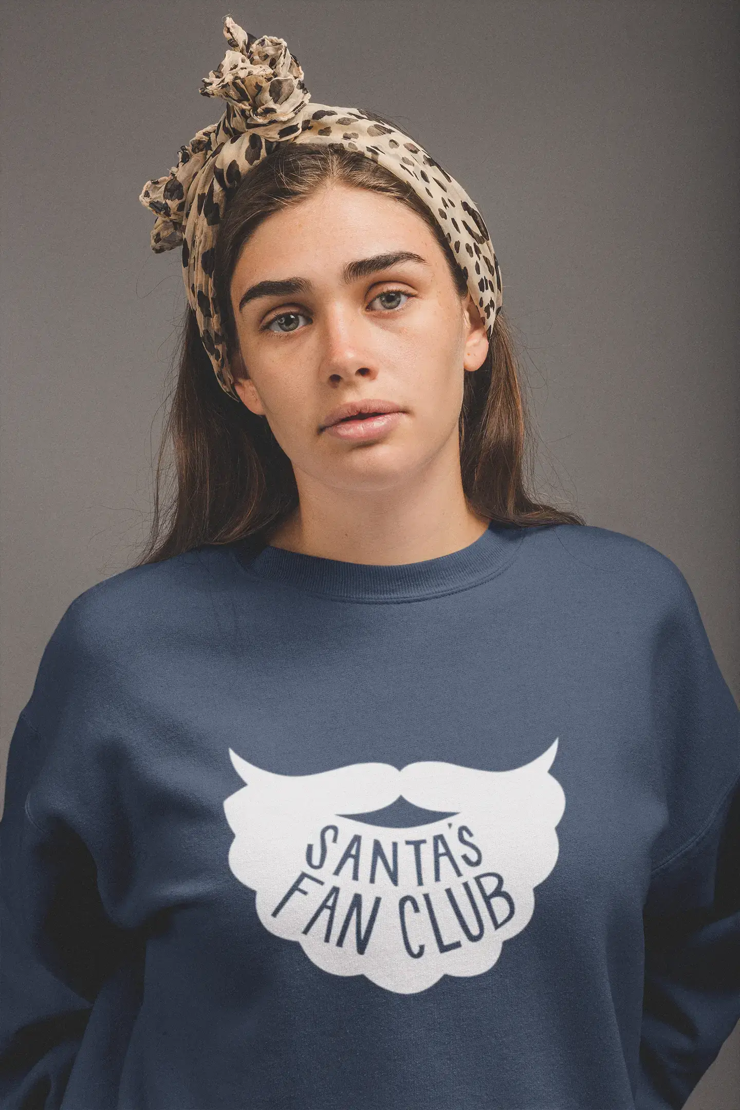 ULTRABASIC - Graphic Women's Santa's Fan Club Christmas Sweatshirt Xmas Gift Ideas Burgundy