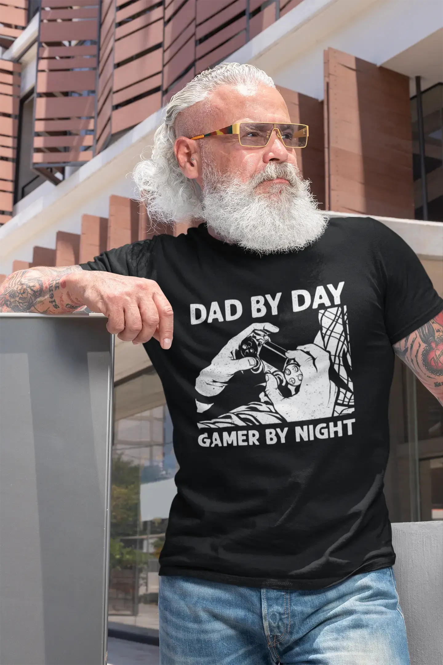 ULTRABASIC Men's T-Shirt Dad By Dad Gamer By Night - Dad's Gaming T-Shirt
