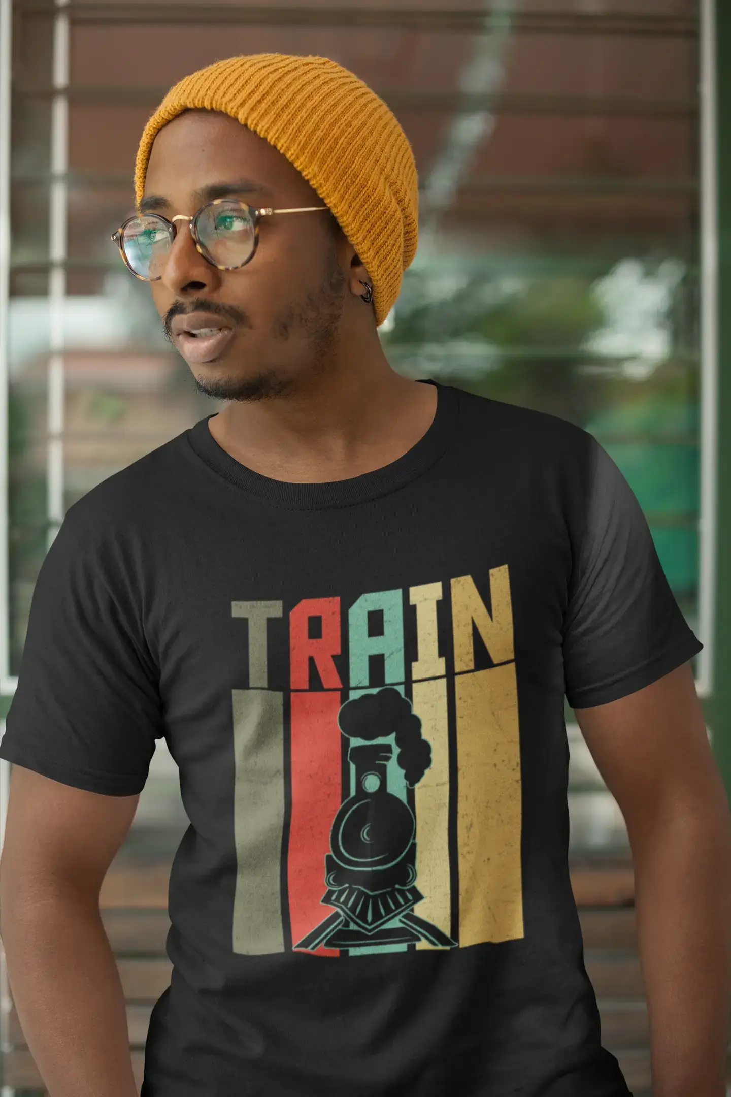 ULTRABASIC Men's Vintage T-Shirt Retro Train