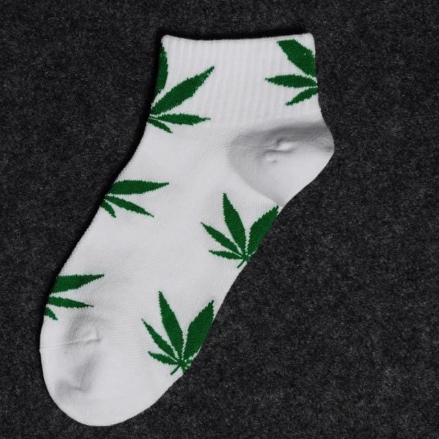 spring and autumn casual long paragraph weed boat socks Fashion comfortable high quality cotton socks leaf maple leaves