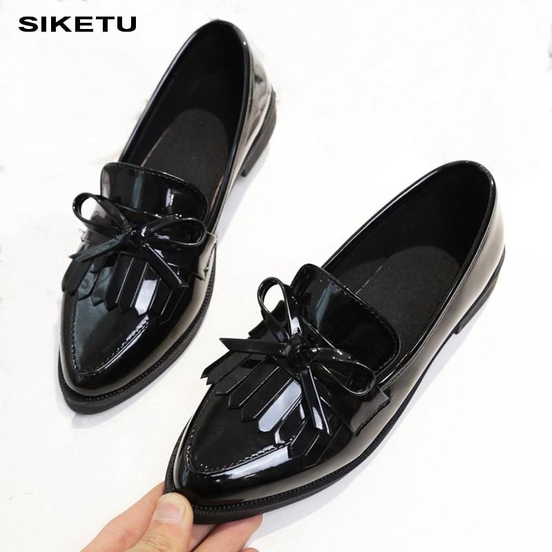 Brand Shoes Woman Casual Tassel Bow Pointed Toe Black Oxford Shoes for Women Flats Comfortable Slip on Women Shoes Free Gift