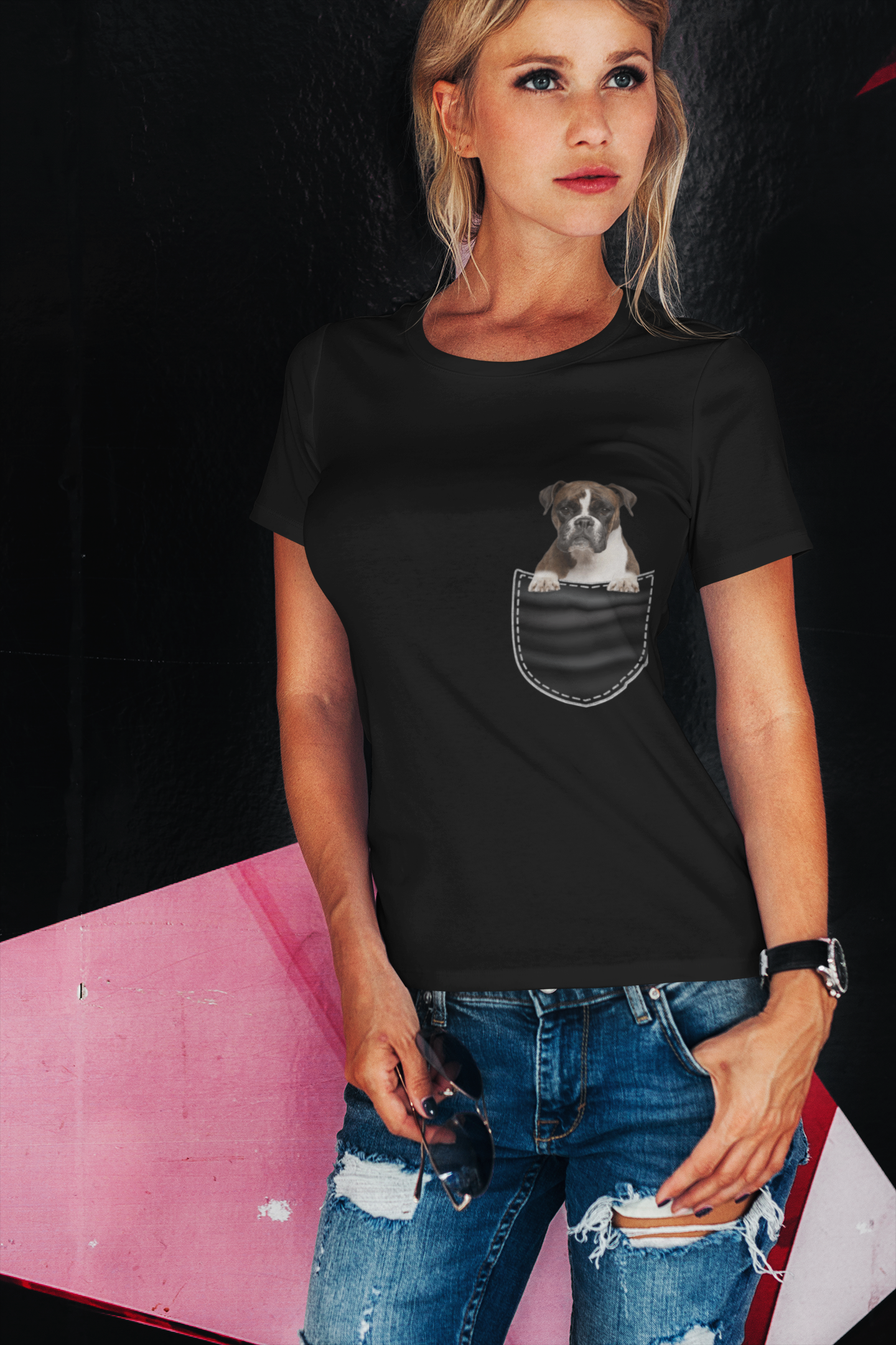 ULTRABASIC Graphic Women's T-Shirt Boxer - Cute Dog In Your Pocket - Vintage Shirt